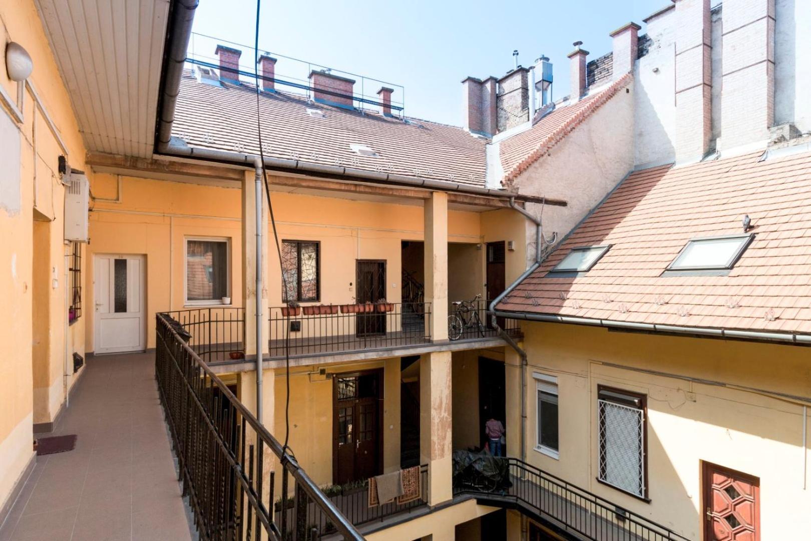 Atosland Apartman Budapest Kültér fotó